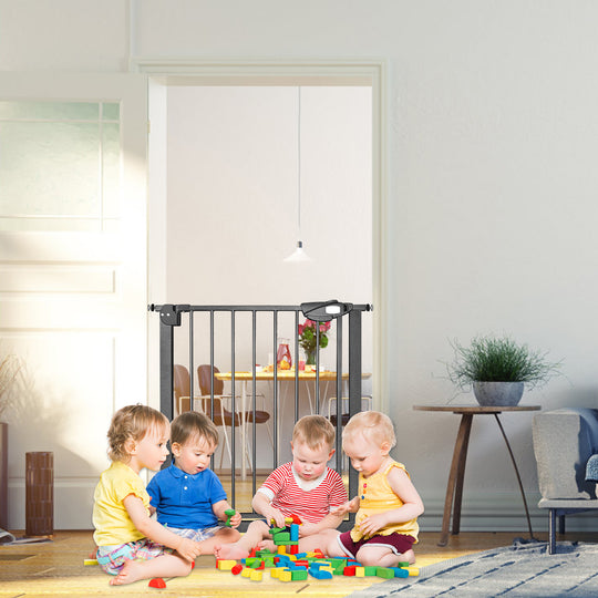 SafeStep™ – Automatisch Sluitend Traphekje – Uitschuifbaar & Boorvrij Veiligheidshek voor Kinderen