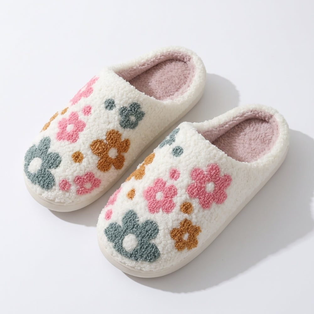 PluisStep – Pluizige Pantoffels met Speelse Motieven