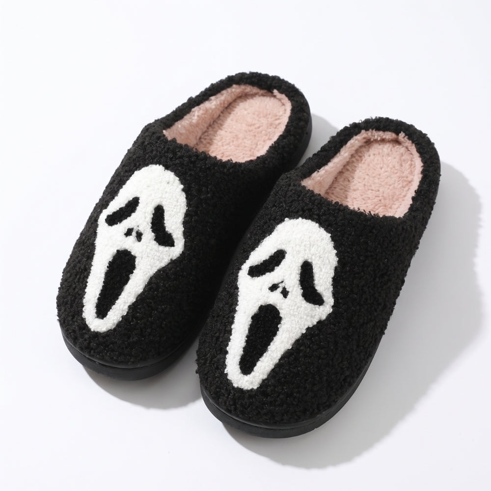 SpookStep – Pluizige Pantoffels met Halloweenmotieven