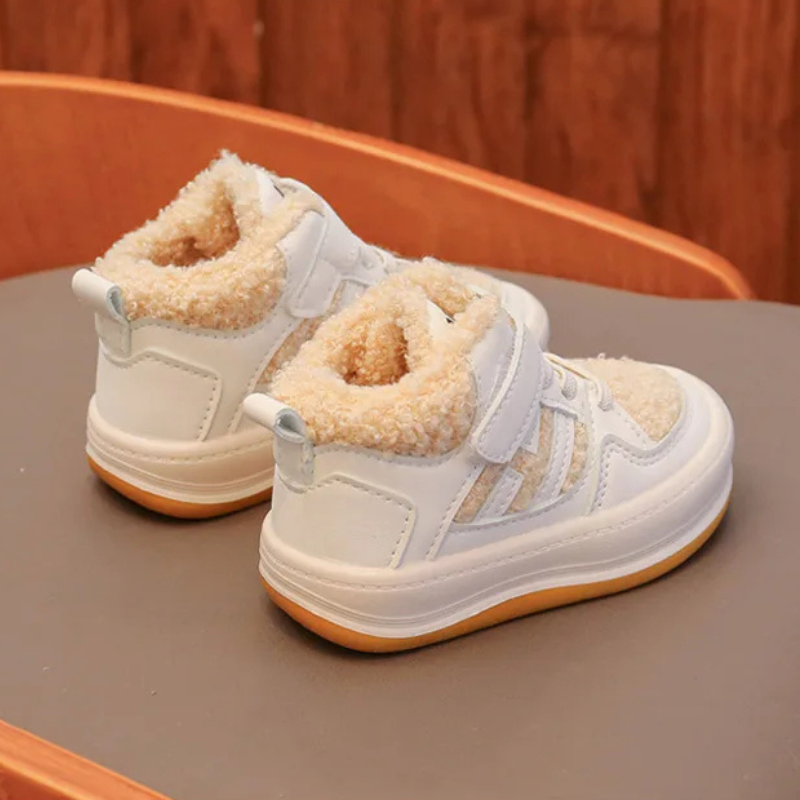 WarmStep™ – Warm & Antislip Winter Sneakers voor Kinderen