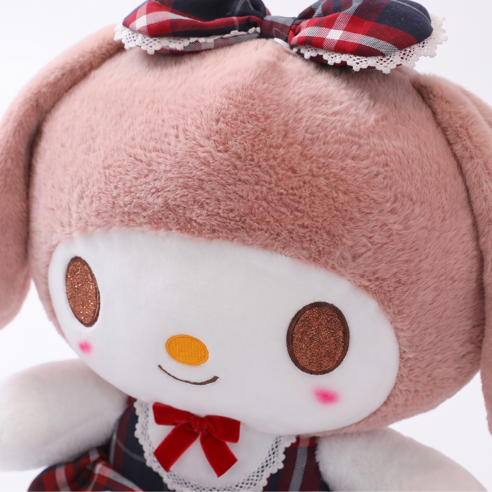 SchoolCuddle – Peluche Douce en Forme de Personnage