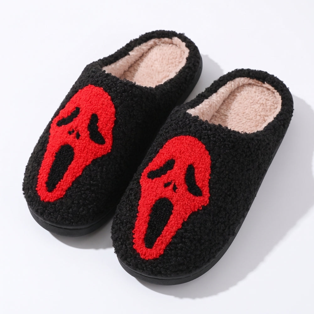 SpookStep – Pluizige Pantoffels met Halloweenmotieven