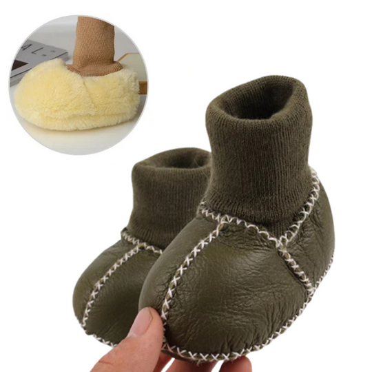 CozyFeet™ – Warme & Antislip Baby Sloffen voor Winterdagen