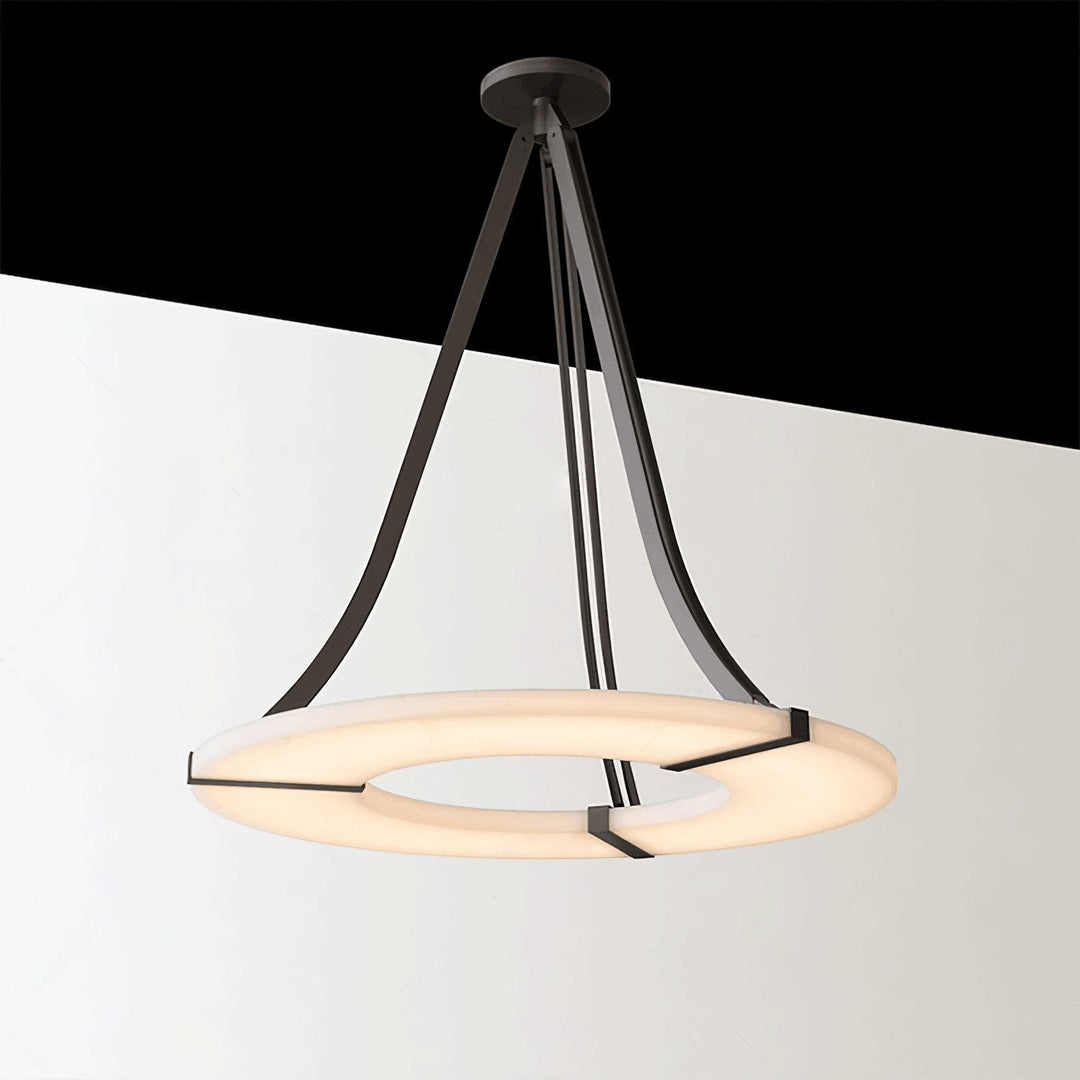 Albasten hanglamp groot formaat interieur