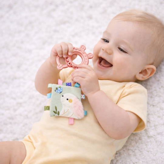SoftBloom – Sensorisch Babyspeelgoed met Bijtring
