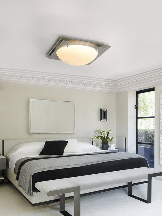 Strakke LED plafondlamp babykamer sfeer