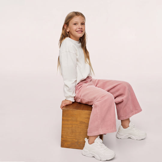<font dir="auto" style="vertical-align: inherit;"><font dir="auto" style="vertical-align: inherit;">Chaussures de sport d'hiver U 14889 pour enfants</font></font>