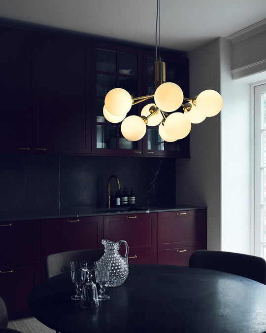 Glazen bollen hanglamp in eethoek