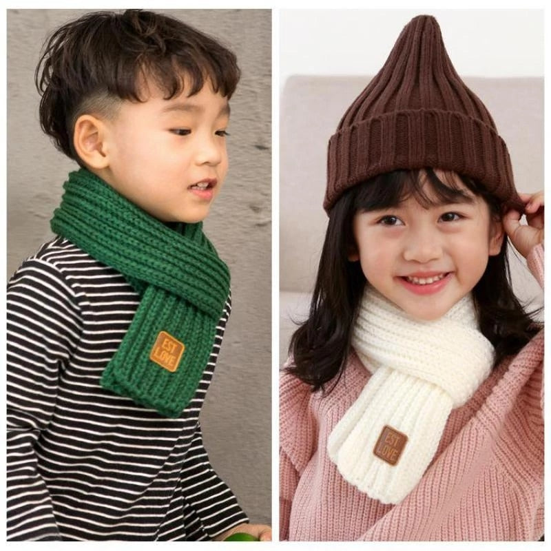 SnugNeck™ – De Zachte Gebreide  Kindersjaal