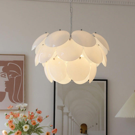 Glazen hanglamp kinderkamer met warm licht