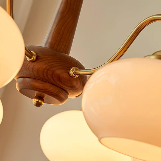 Elegante glazen kroonluchter in Scandinavische stijl