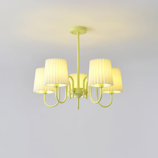 Verfijnde stoffen hanglamp kinderkamer