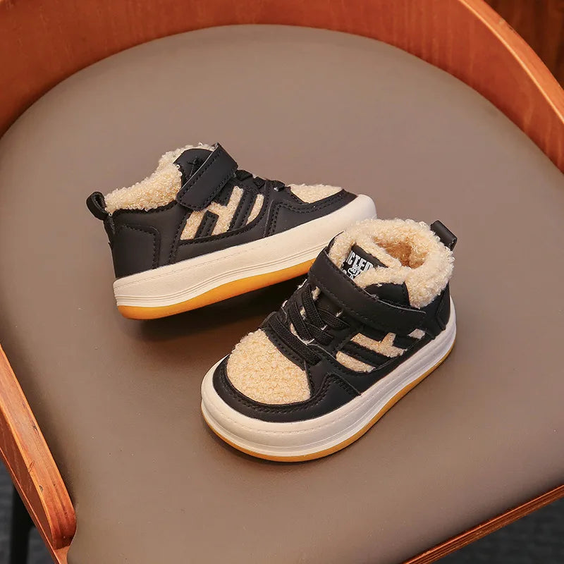 WarmStep™ – Warm & Antislip Winter Sneakers voor Kinderen