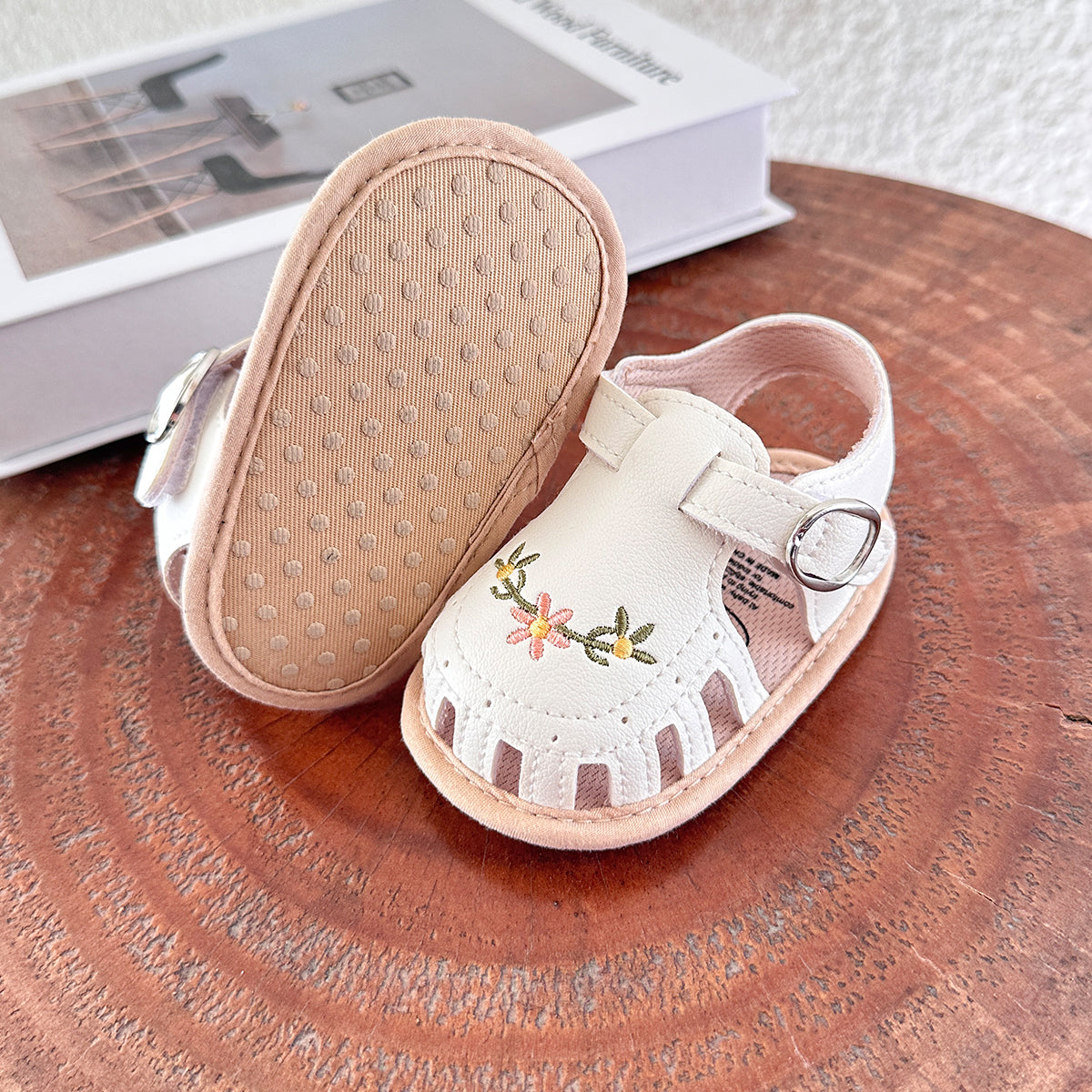 SweetStrides™ – Zomersandalen met Borduursel – Comfortabele Babyloopschoenen
