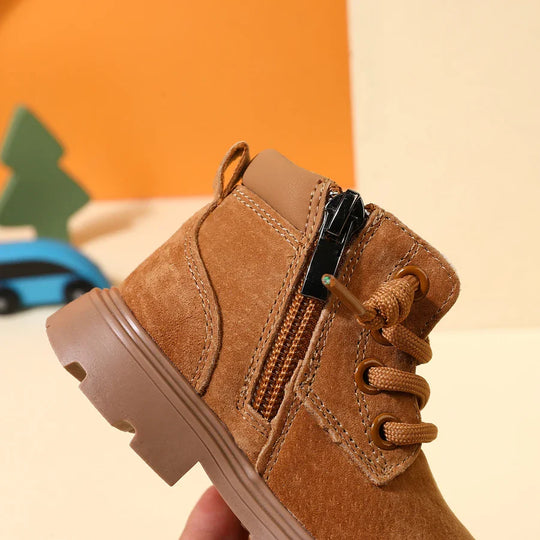 SuedeStride™ – Kinderlaarzen van Suède – Stijlvol & Duurzaam