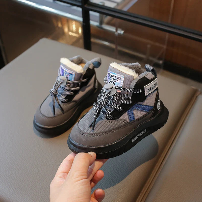 WinterStep™ – Hoge Winterschoenen voor Jongens & Meisjes