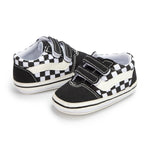 LilWalks™ – Checkerboard Babysneakers Klittenband Antislip Schoentjes