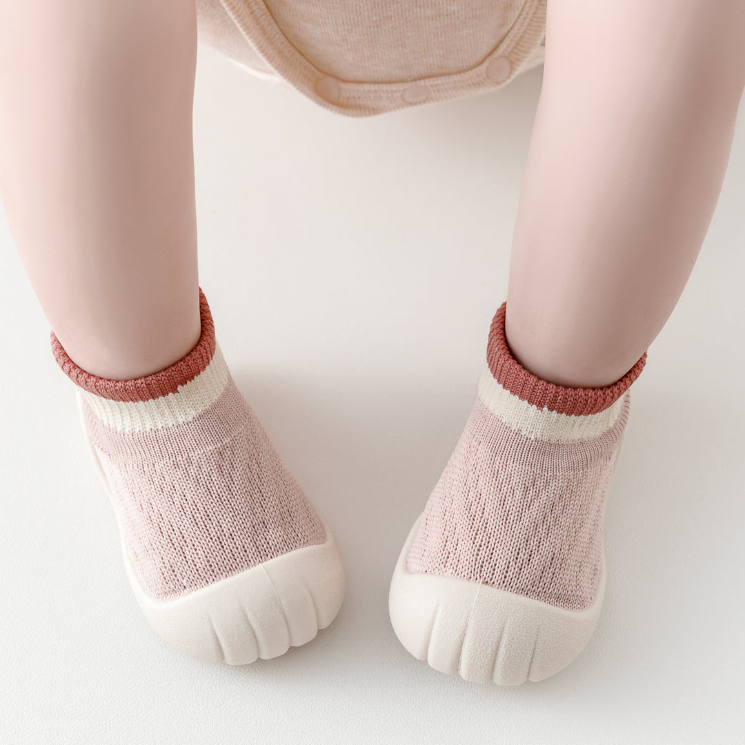 KleineHeld™ – Flexibele Antislip Babyslofjes voor Binnen