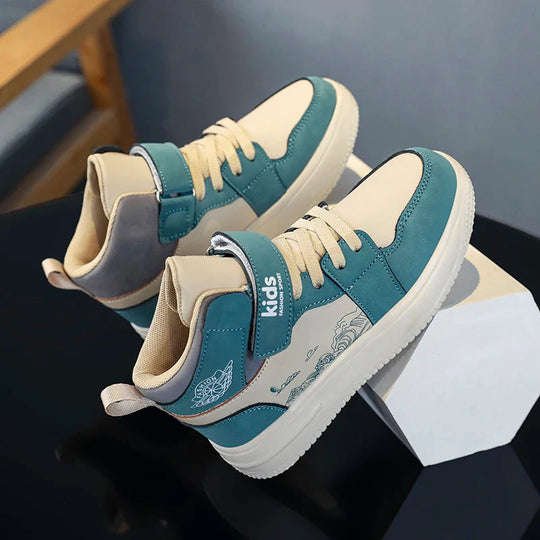 StepActive™ – Comfortabel & Antislip Leren Sneakers voor Kinderen