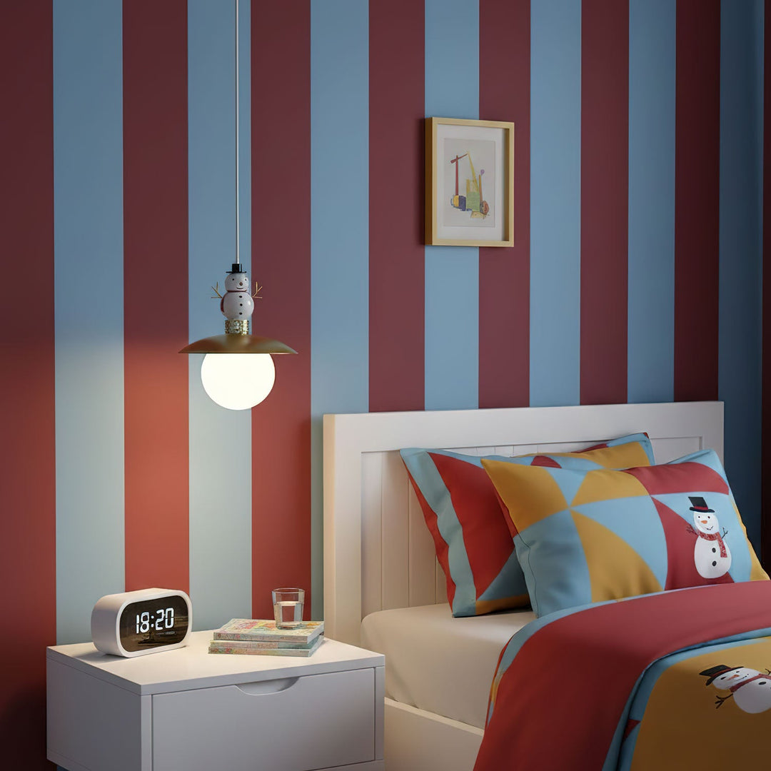 Speelvriendje hanglamp boven kinderbed