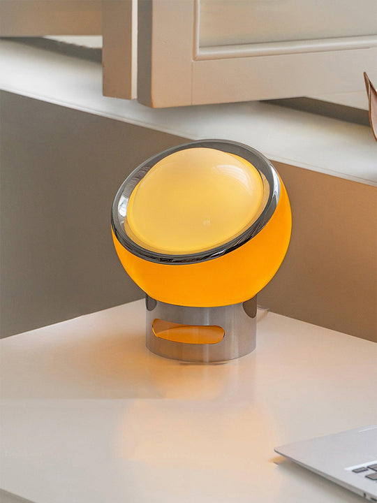 Tafellamp met gekleurd glas detail