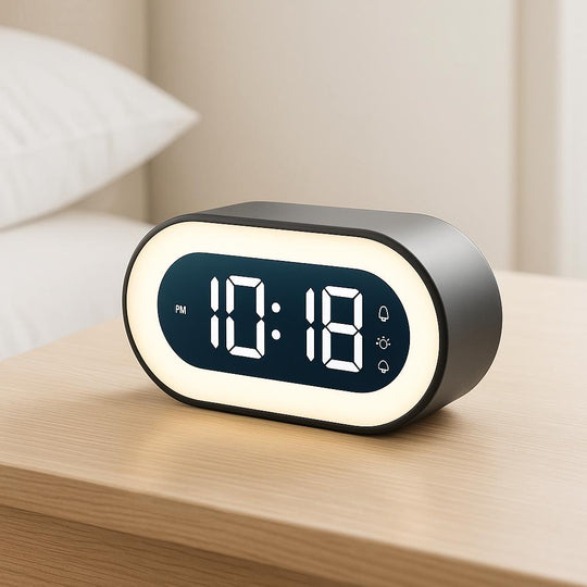 GlowWake – Digitale LED Wekker met Nachtlicht
