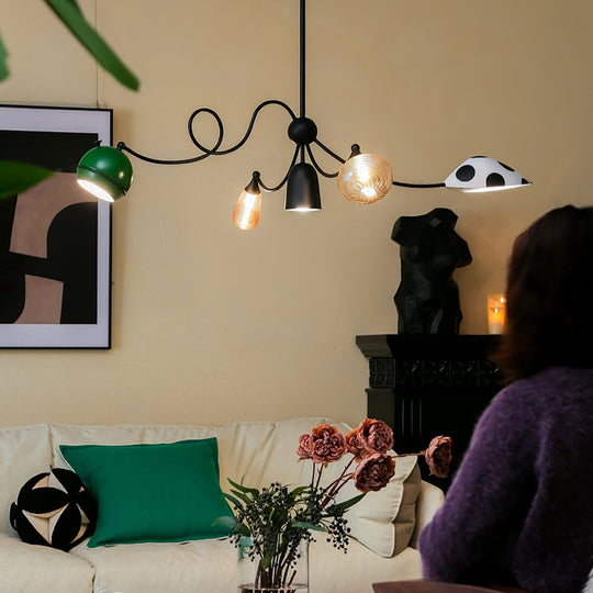 Krullebol kroonluchter kleurrijk speels licht