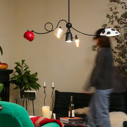 Krullebol design kroonluchter speelkamer