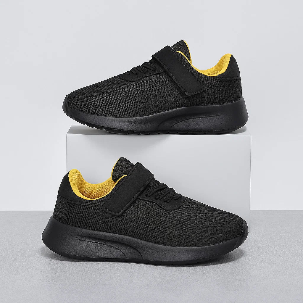 AirMove – Mesh Kinder Sneakers met Flexibele Zool en Treklipje