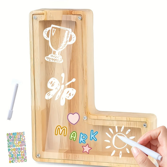 AlphaBank™ – Houten Spaarpot met Alfabet – Kleurrijk & Duurzaam