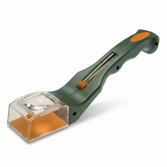 KriebelVang – Insectenvanger met Vergrootglas voor Kinderen studio productfoto - Milo & Moon