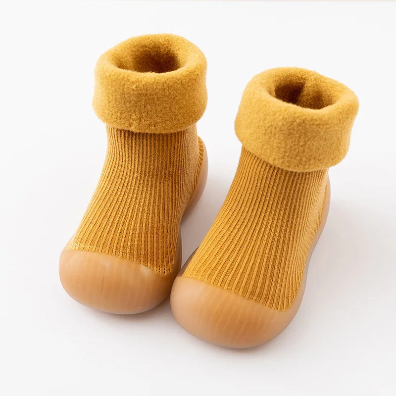 LittleGrip™ – Warme Antislip Peutersokken & Baby Schoenen