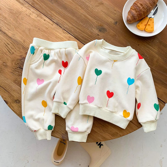 CozyHearts – Baby Trainingspak met Hartjesprint
