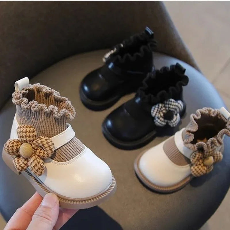 PetalSteps™ – Elegante Laarzen met Bloemdetail – Baby Meisjes Schoenen