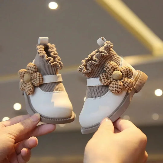 PetalSteps™ – Elegante Laarzen met Bloemdetail – Baby Meisjes Schoenen