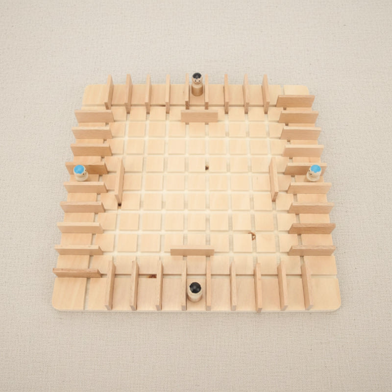 DenkDuel™ strategie bordspel vooraanzicht - Milo & Moon