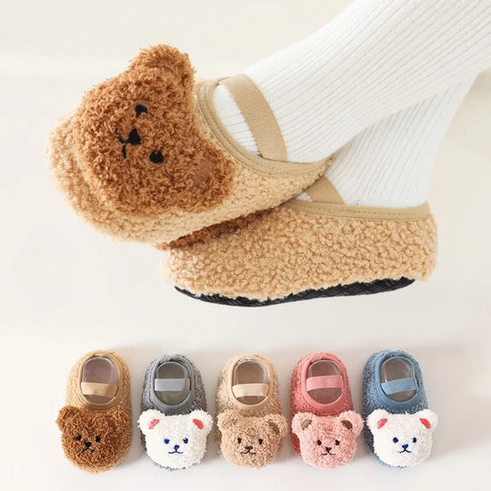 CozyPaws™ – Warme Berenpantoffels met Antislip – Winter Babyslofjes