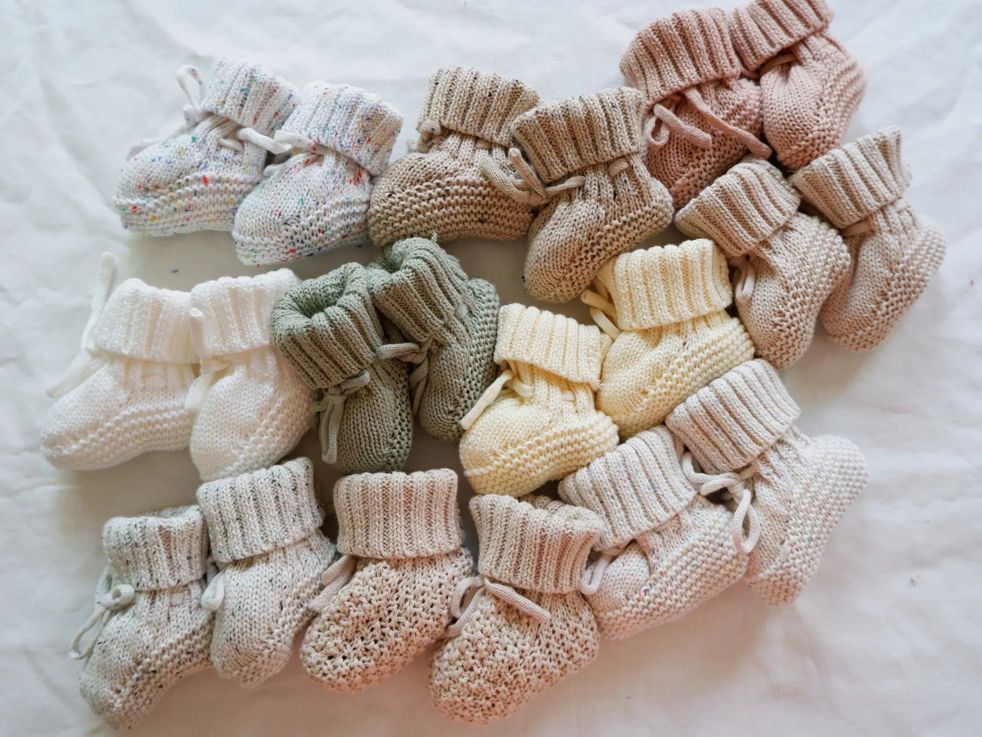 CozyBuds™ – Gebreide Babyslofjes Veilig & Warme Voetjes