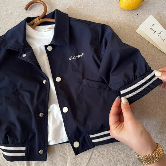 VarsityVos kinder baseball jas detail boorden - Milo & Moon