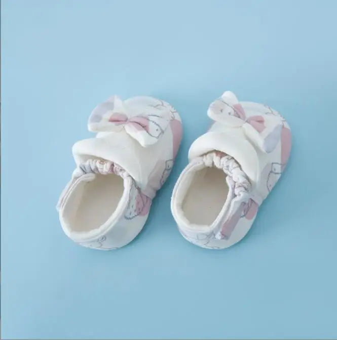 SnugSole™ – Zachte Babyschoentjes met Grip – Eerste Stapjes Schoenen