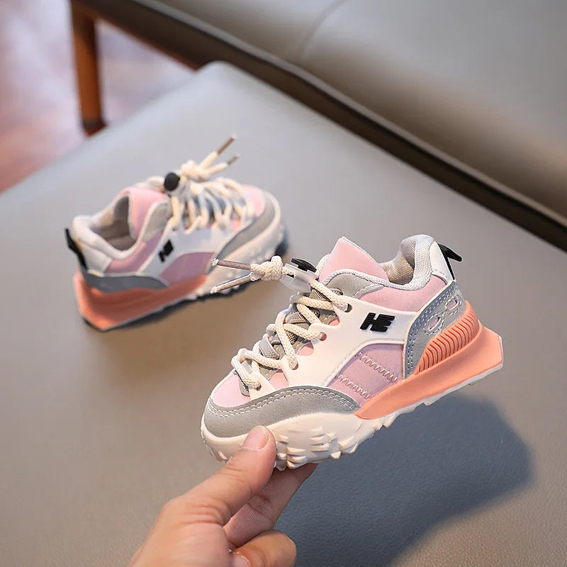 Runy™ – Ademend Comfort met Klittenband – Kindersportschoenen voor Actieve Dagen