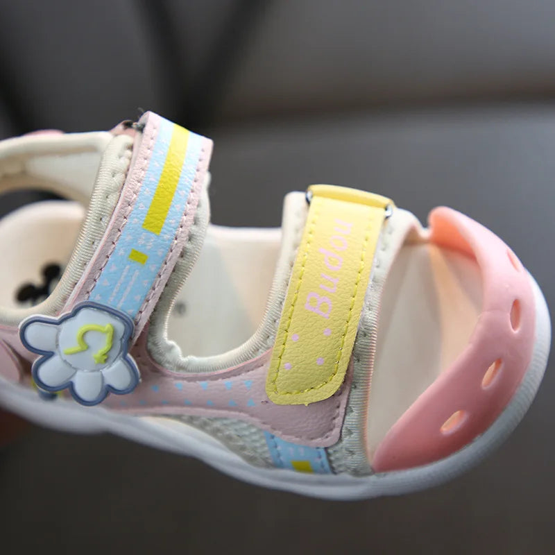 SunnySteps™ – Lichtgewicht Zomerschoenen met Grip – Kindersandalen voor Strandplezier