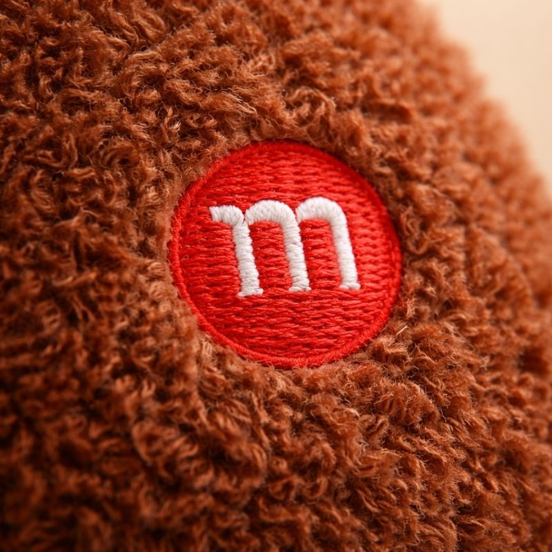 CookieCharm – Decoratieve Koek Knuffel met Kleurrijke Details