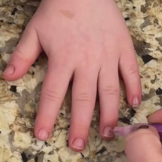 MagicMilo™ – Snel-drogende, Mess-Free Nagelkunst Pen Set voor Kinderen